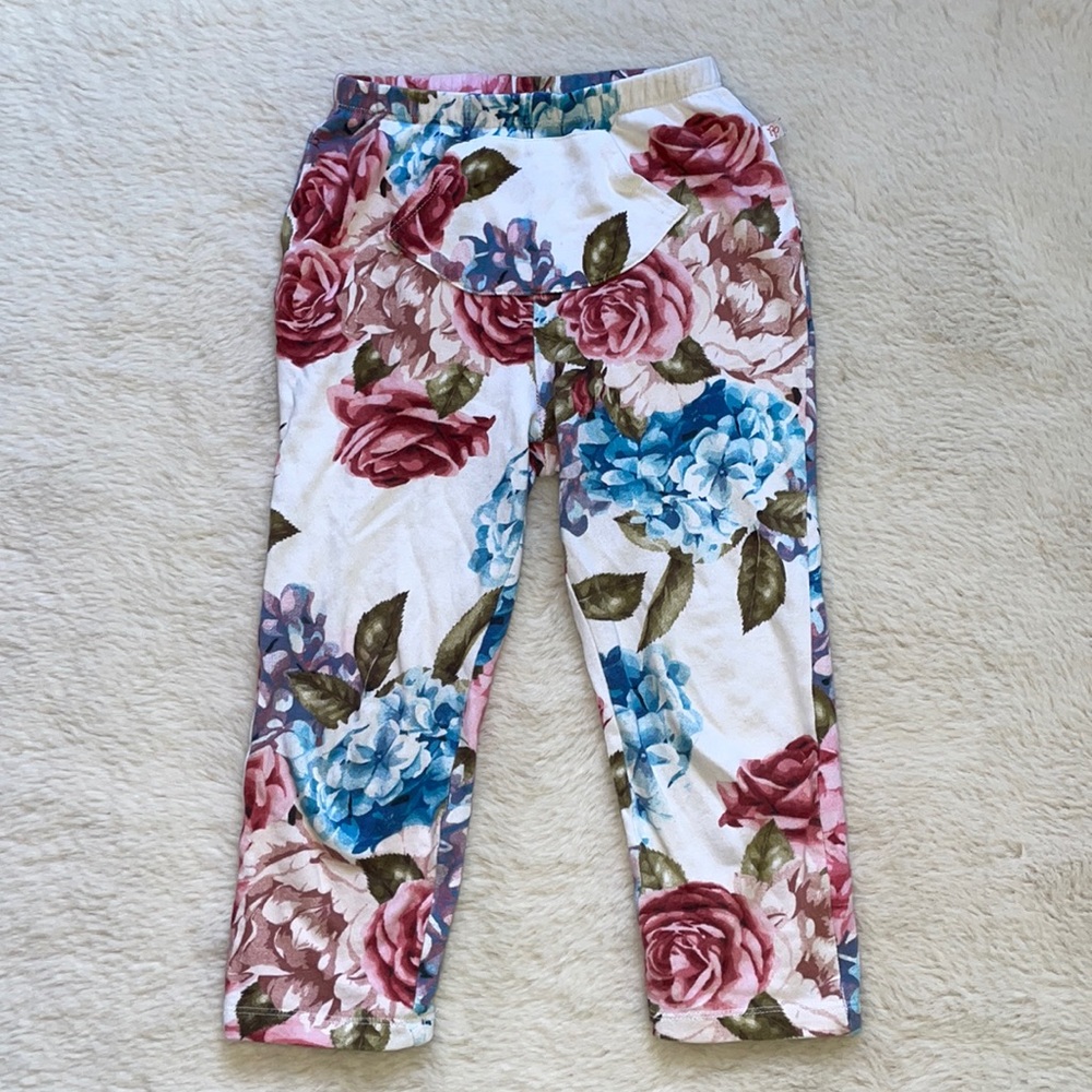 Posh Peanut | Hydrangea Rose Print Joggers | 6T